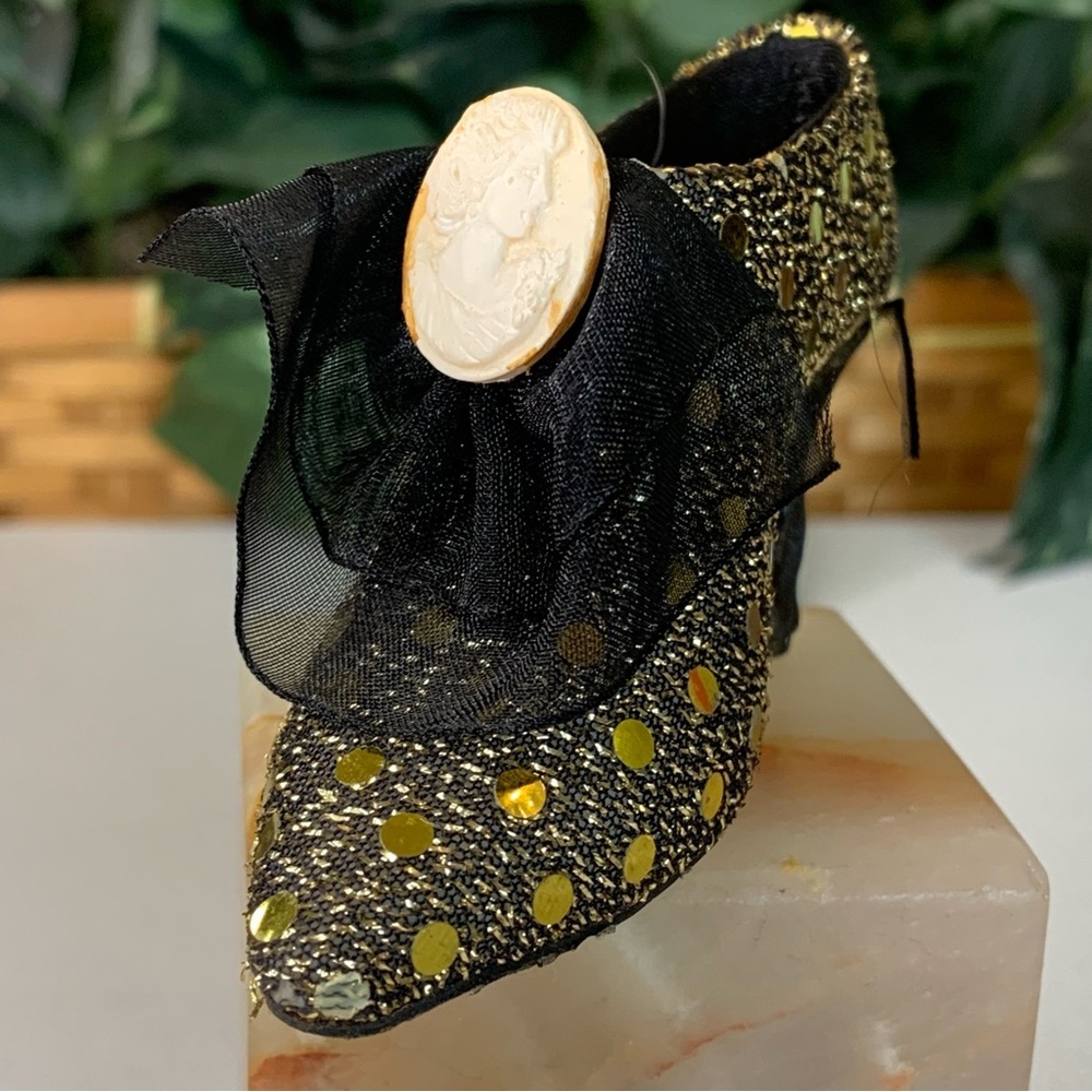Miniature Victorian Shoe High Heel Slipper Sequins Cameo Bow Glam Decoration 4.2 - Picture 4 of 16